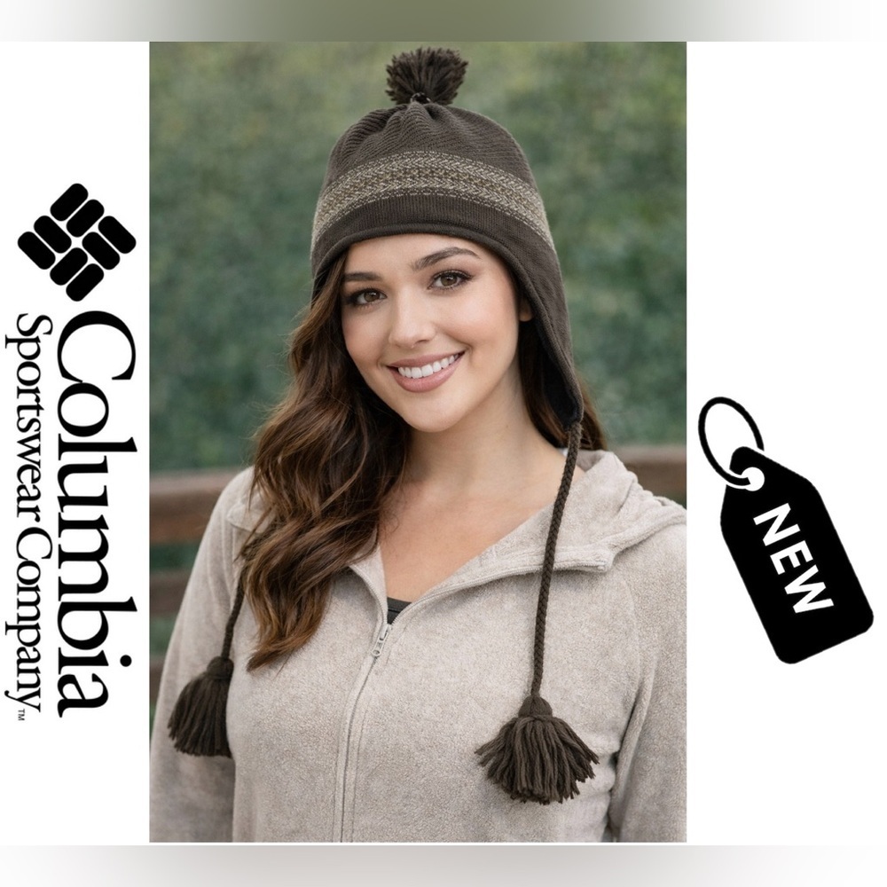 NWT Columbia unisex, brown/tan winter hat, tassels/pom